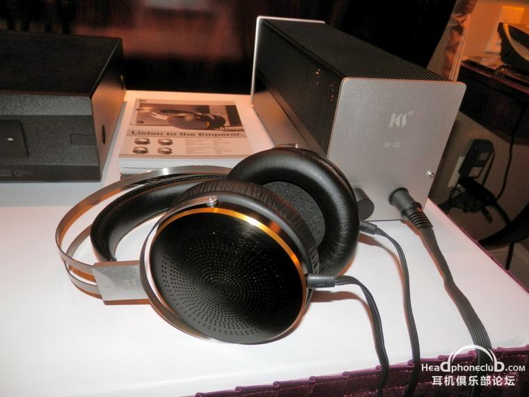 King_Sound_M-20_Electrostatic_Headphone_Amp_ package.jpg
