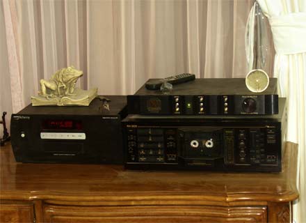monarchyaudio.jpg