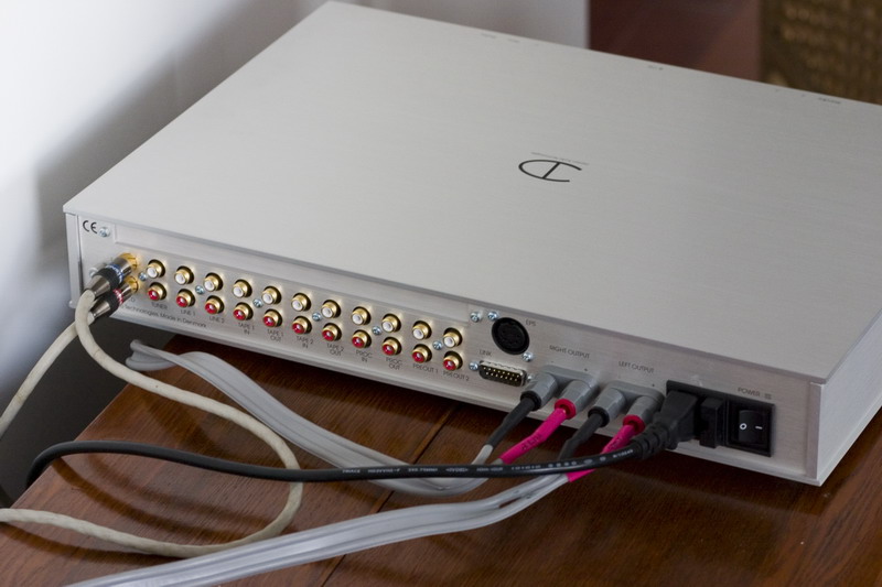 densen amp rear.jpg