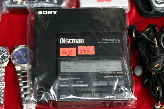 м1500ԪSONY555-J.jpg