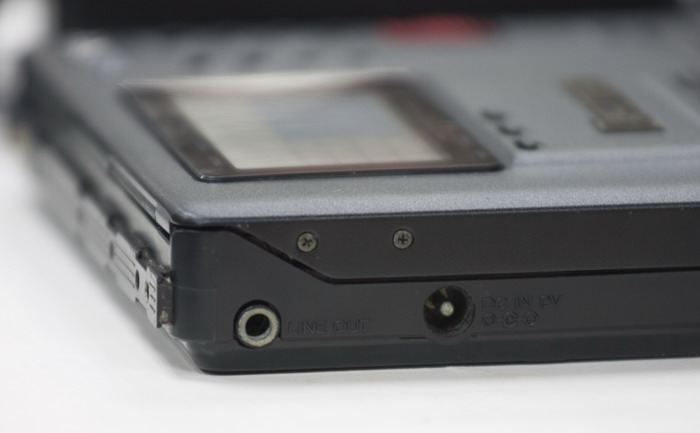 d350 side s.jpg