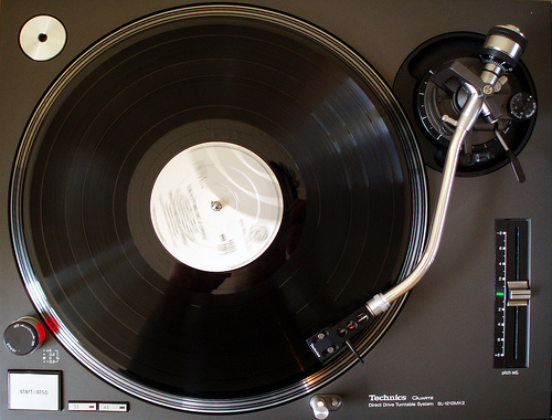 technicsSL-1210.jpg