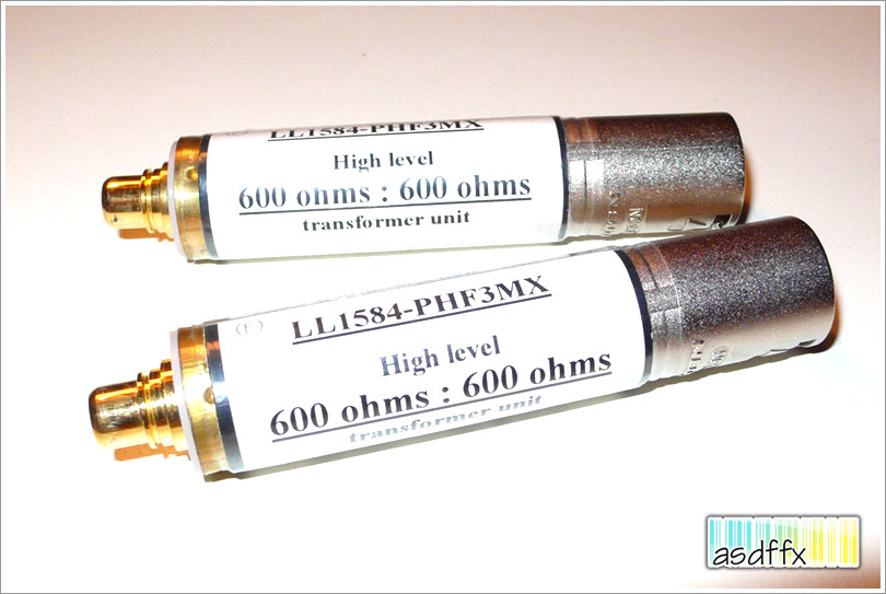 LL1584-PHF3MX.jpg