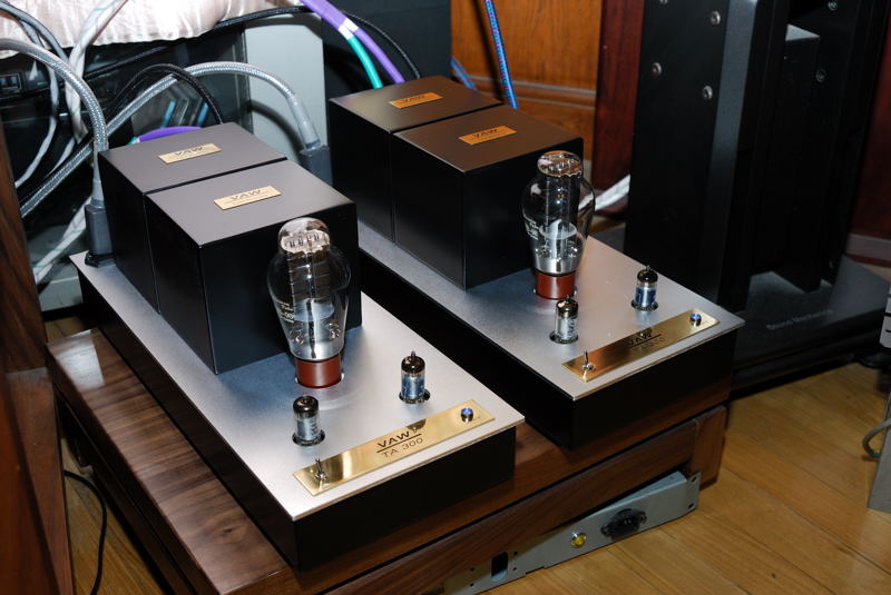 300b-05.jpg