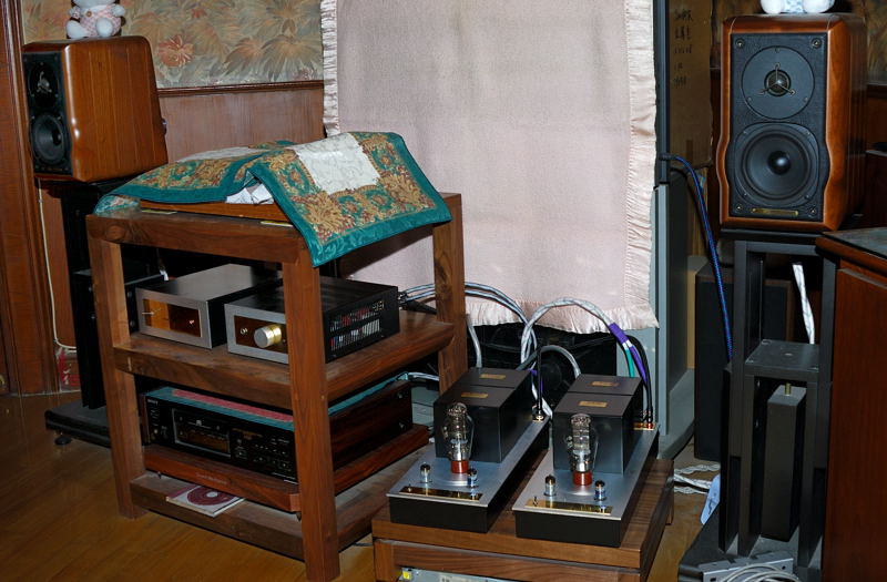 300b-06.jpg