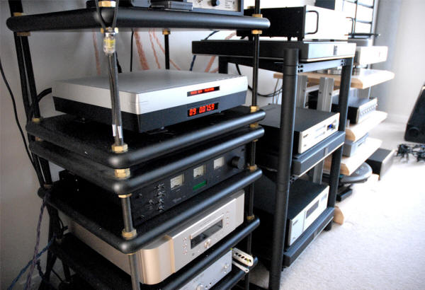 005_MPS-5_in_rack.jpg