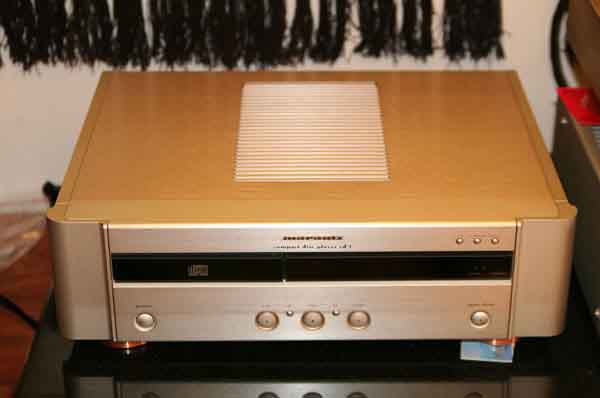 CD70002.jpg