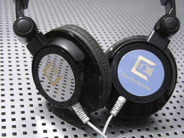 Edition9_earcups1.jpg