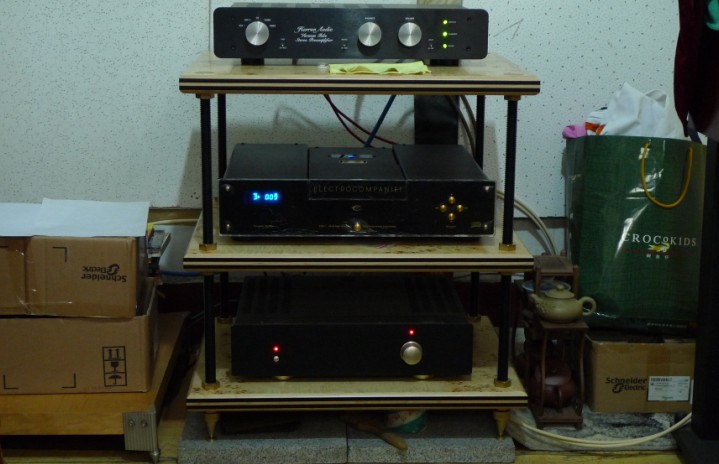 6_E4@NRFZ5PH~5V5YTDRP84.jpg