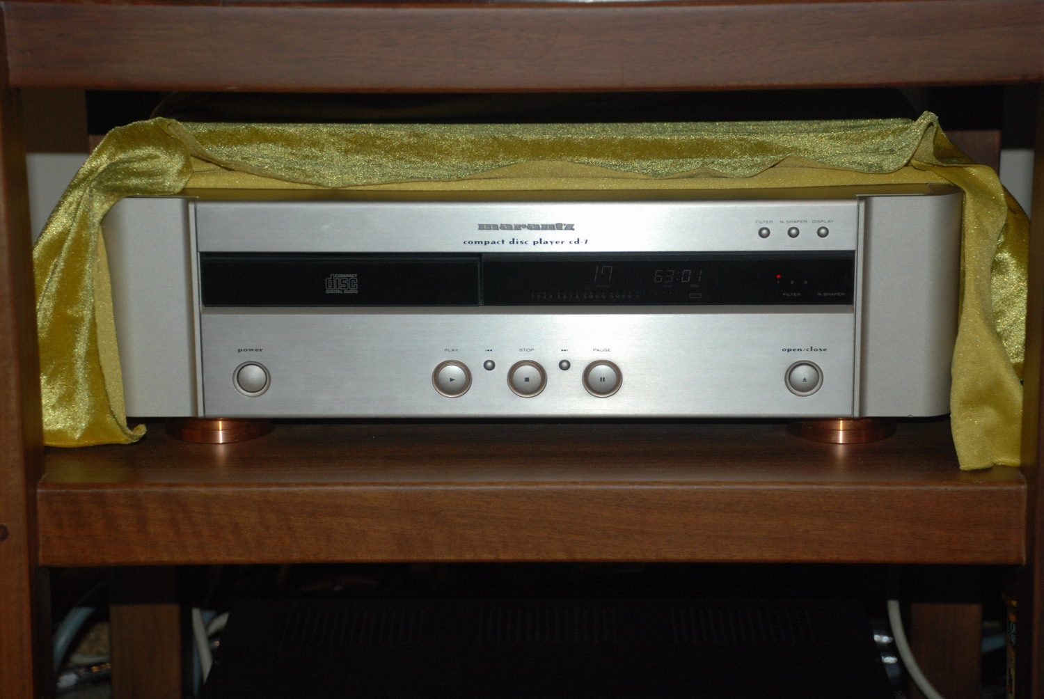 MARANTZ.jpg