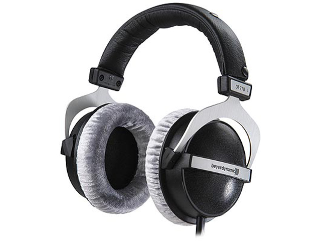 Dt770-1.jpg