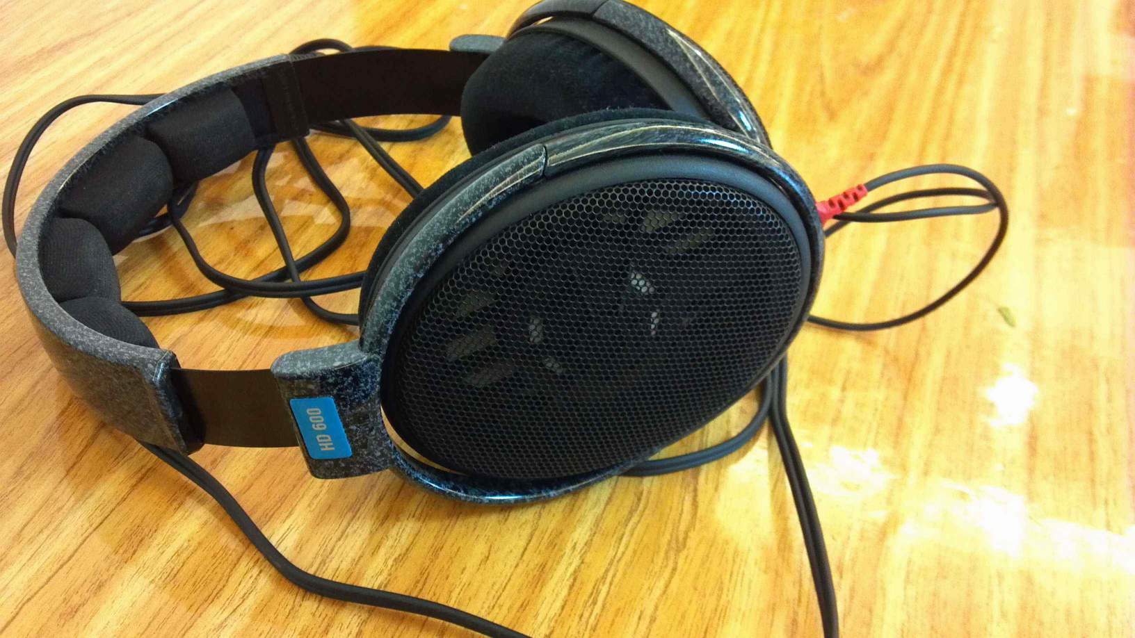 hd600-1.jpg