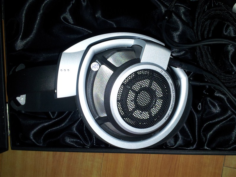 HD800