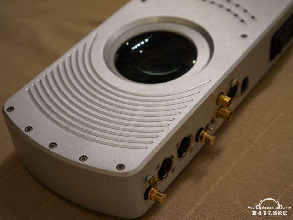DAC64 05.JPG