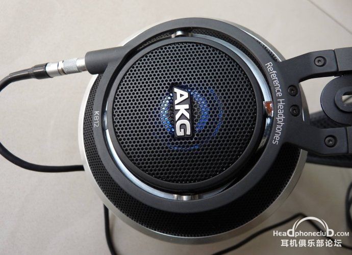 AKG K812，诗人一样的气质，压胜HD800，T1！完美的二十年一遇之耳机！诠释音乐本质！