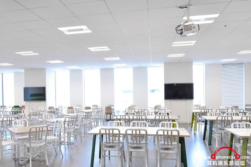 facilities_cafe_large.jpg
