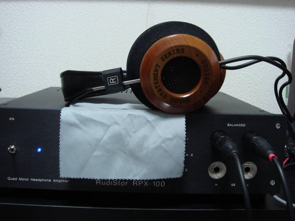 GS1000-3.jpg