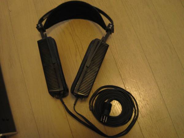 STAX SR-V3.jpg