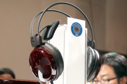 13_W3000ANV.jpg