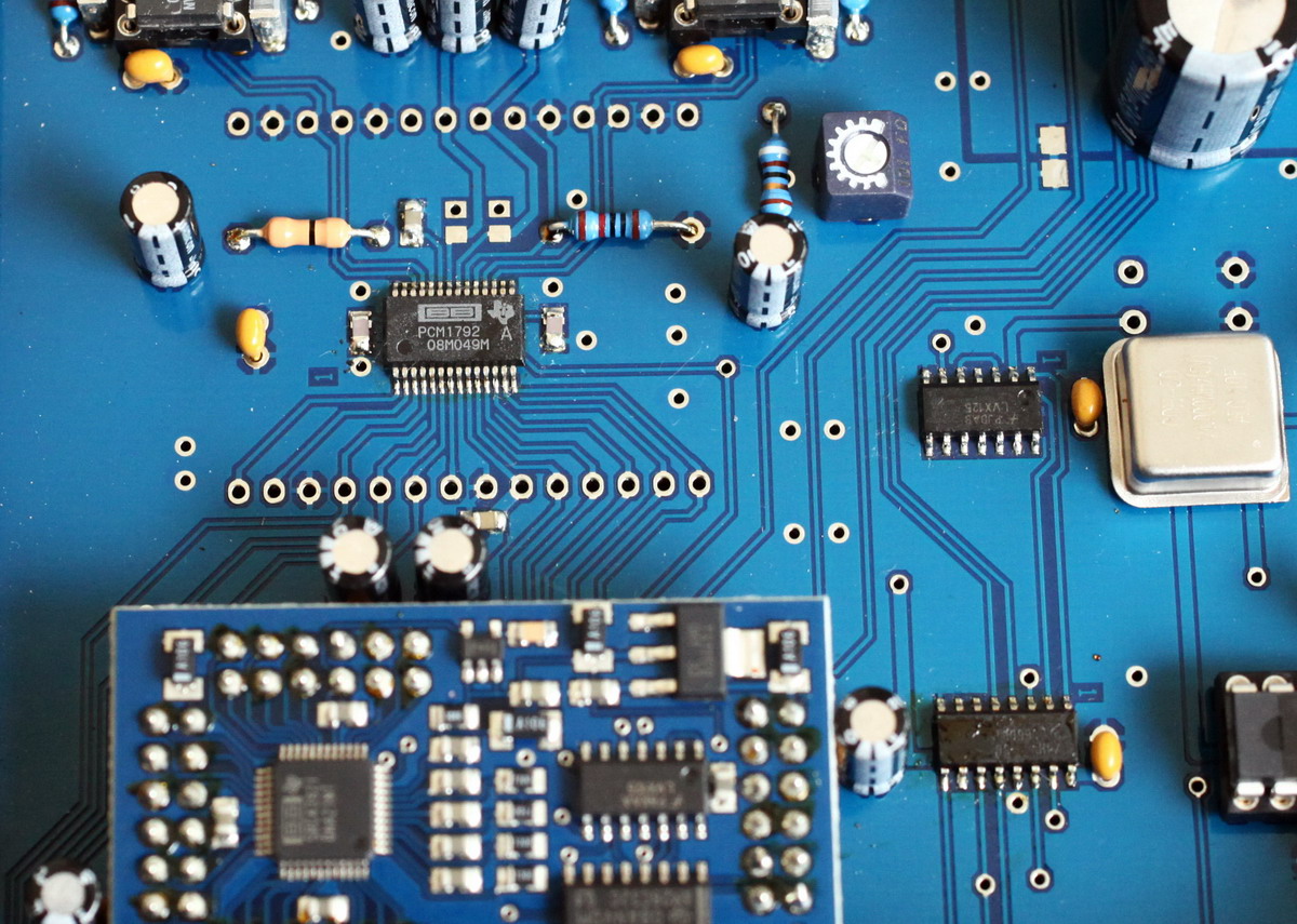 V800-3.jpg