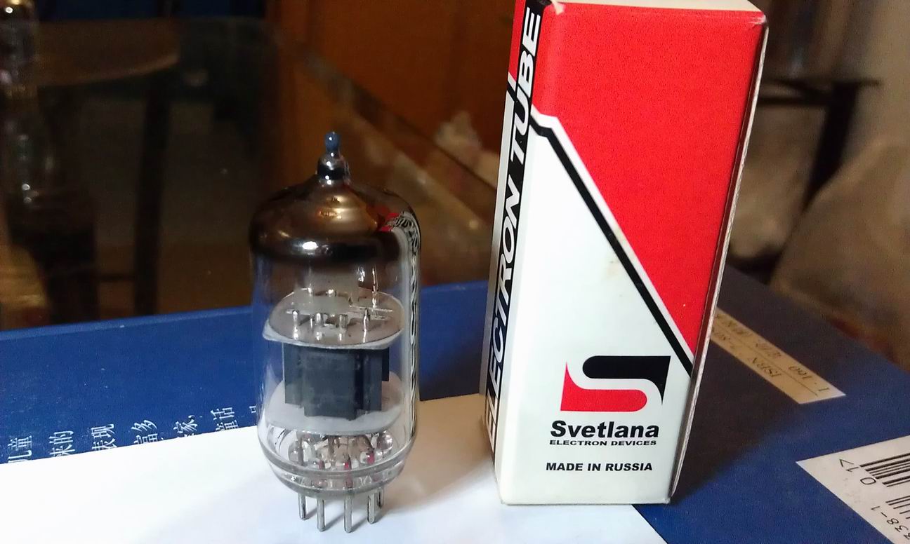 С ˹άSvetlana 12AX7.jpg