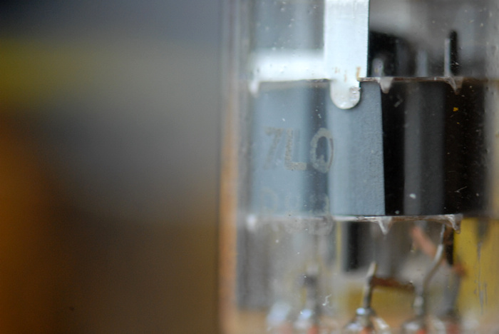 7L0岣E88CC