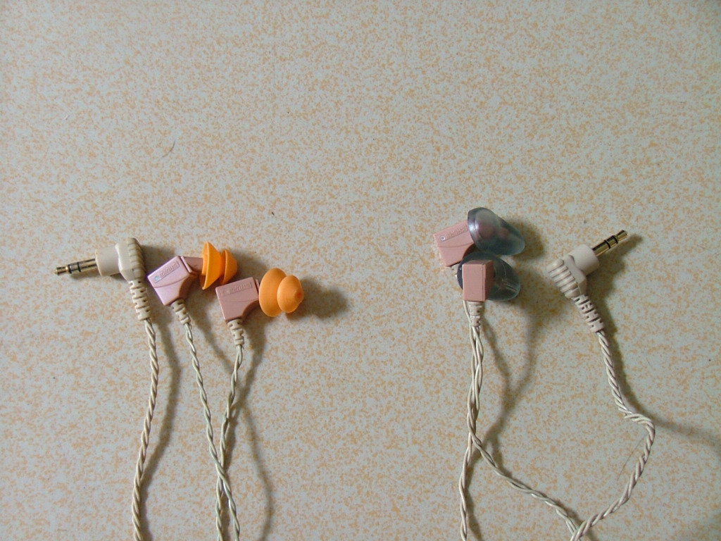 Ƭ 084.jpg