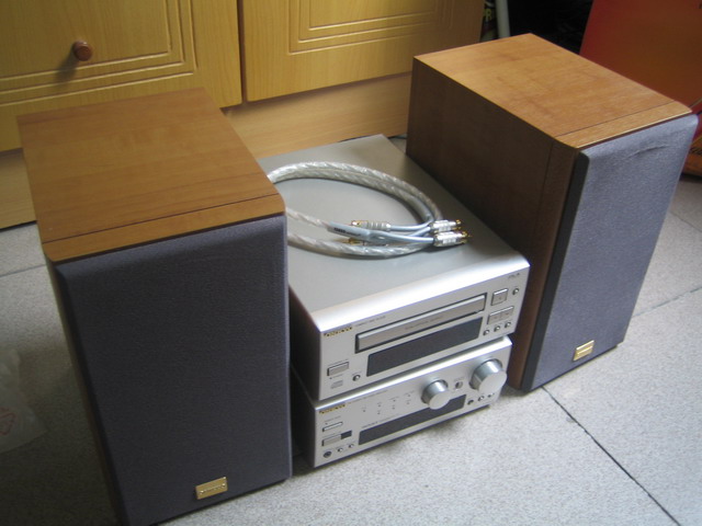 ONKYO-1.jpg