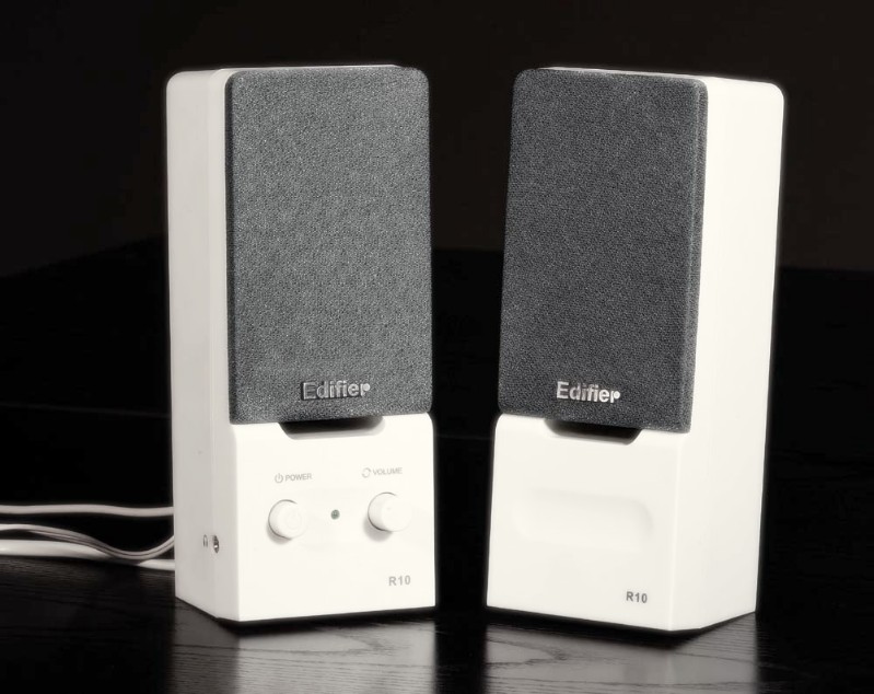 Edifier R10.jpg