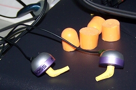 װ