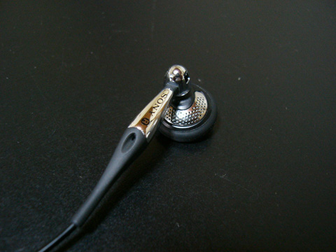 mdr888_click_002[1].jpg